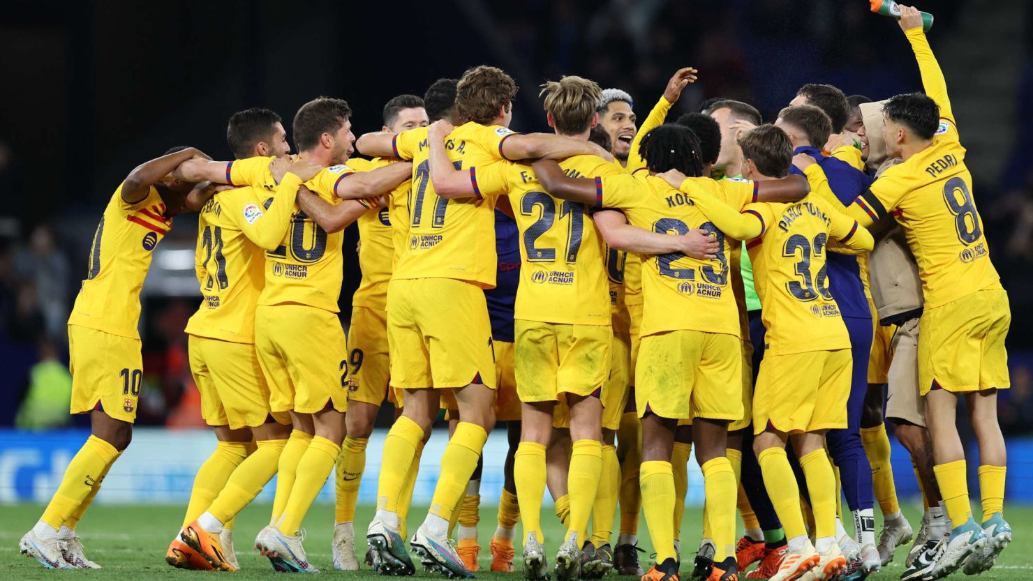 西甲第17輪皇家馬德裏2-0塞爾塔 阿森西奧巴斯克斯相互傳射.